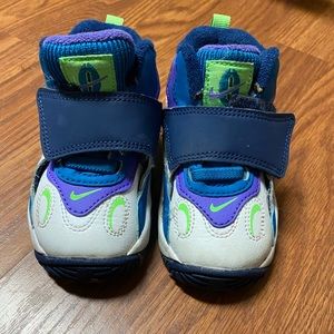 Kids shoes (Nike)